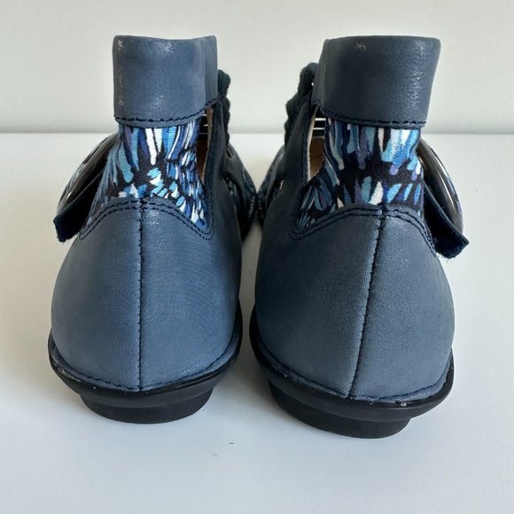 Funky Blue Leather Mary Janes with Contrasting Print Inserts - Picture 6 of 8